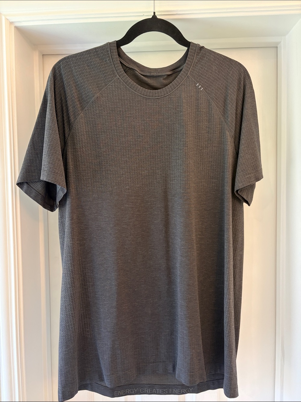 Lululemon Metal Vent-Tech Gray